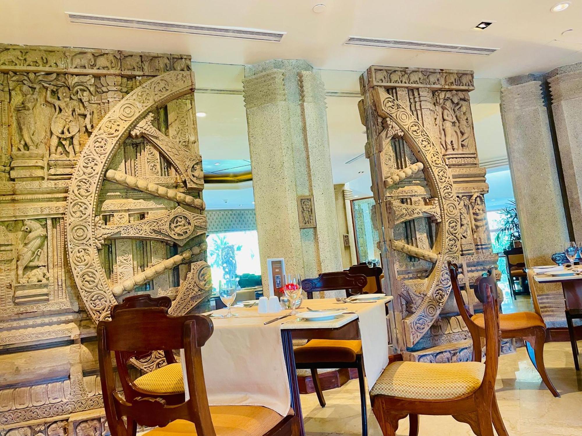 Hotel Trident Bhubaneswar Esterno foto
